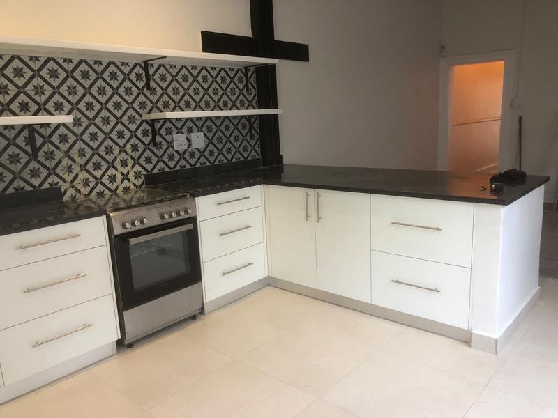 To Let 2 Bedroom Property for Rent in Woodstock Upper Western Cape